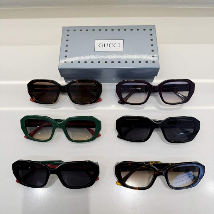 Picture of Gucci Sunglasses _SKUfw80879709fw